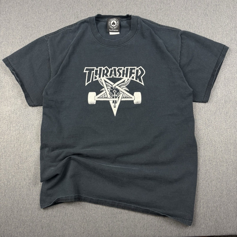 Thrasher Skate Goat Pentagram Shirt Mens Medium Faded Black Skater Grunge Tee